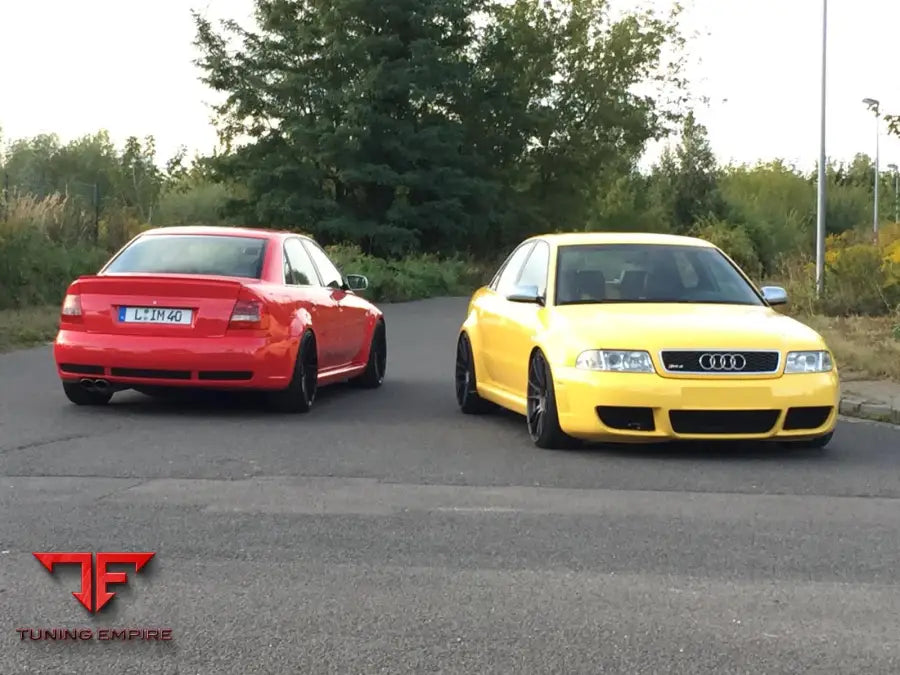 Audi RS4 B5 carbon rear quarter panels, view 1