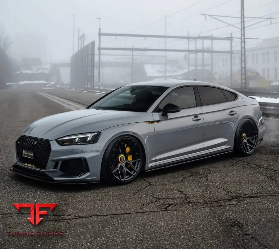 AUDI RS5 WITH CUSTOM FORGED WHEELS WITH CENTER LOCK CAP