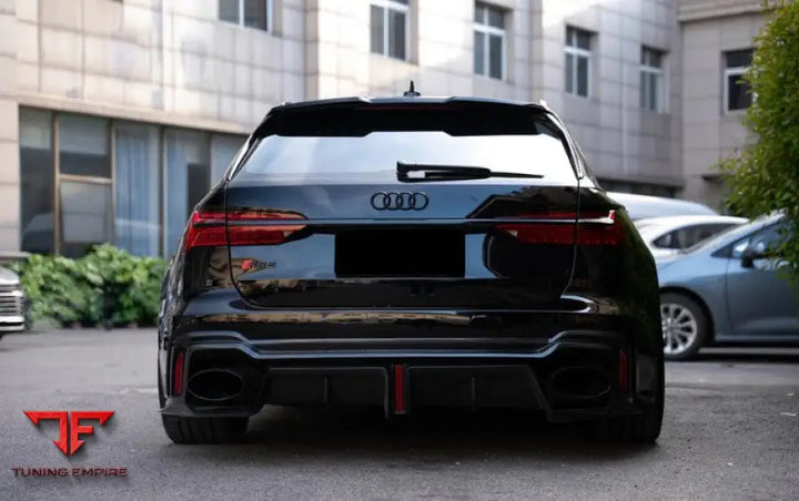 AUDI RS6 AVANT C8 CARBON BODY KIT