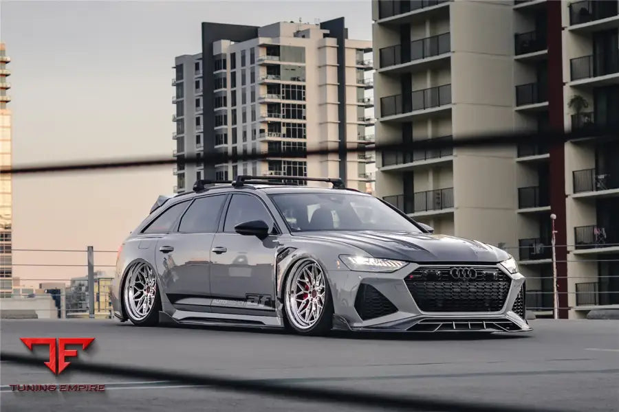AUDI RS6 AVANT C8 CARBON BODY KIT