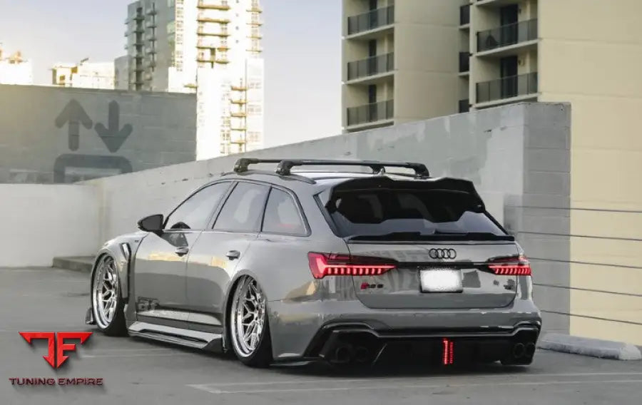 AUDI RS6 AVANT C8 CARBON BODY KIT