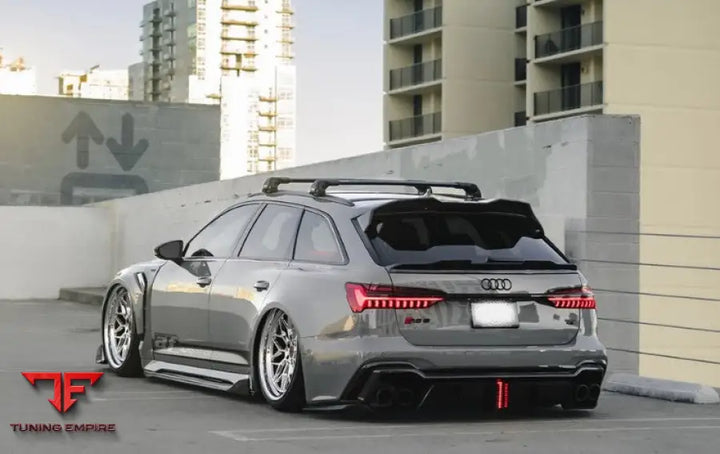 AUDI RS6 AVANT C8 CARBON BODY KIT