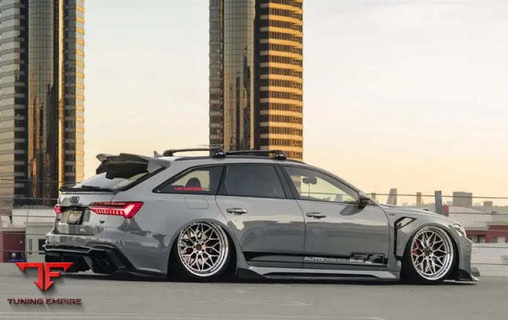 AUDI RS6 AVANT C8 CARBON BODY KIT