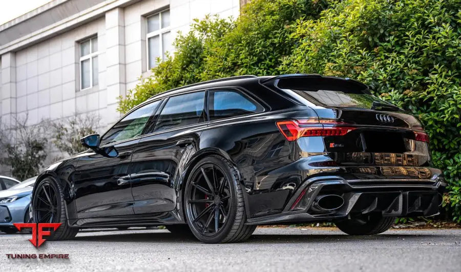 AUDI RS6 AVANT C8 CARBON BODY KIT