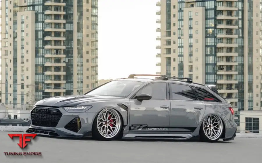 AUDI RS6 AVANT C8 CARBON BODY KIT