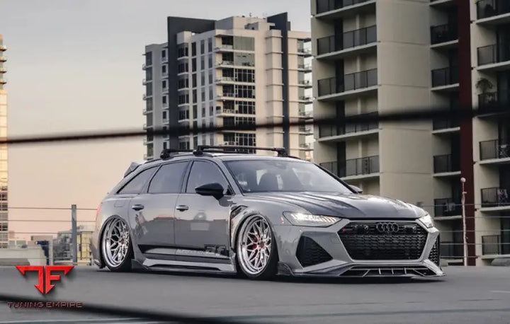 AUDI RS6 AVANT C8 CARBON BODY KIT