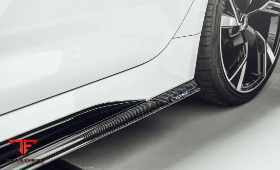 AUDI RS6 C8 CARBON PARTS 2020Y