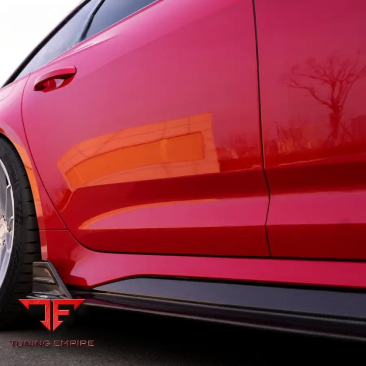 AUDI RS7 DRY CARBON FIBER BODY KIT PARTS