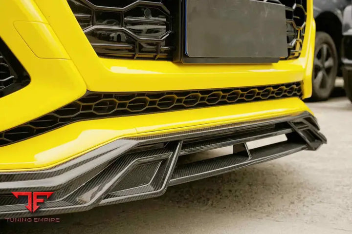 AUDI RSQ8 CARBON FIBER PARTS