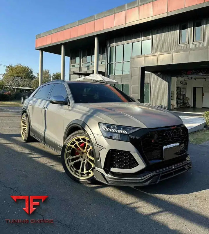 AUDI RSQ8 CARBON FIBER PARTS