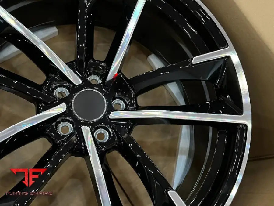 AUDI S8 WHEELS