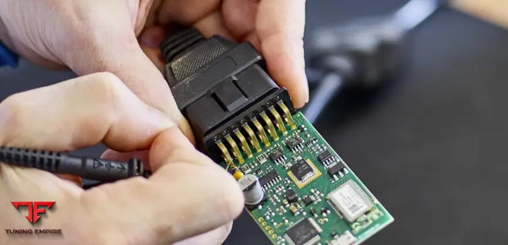 AUTOMOTIVE DIAGNOSTIC TOOL TO REMOVE ENGINE CHECK LIGHT