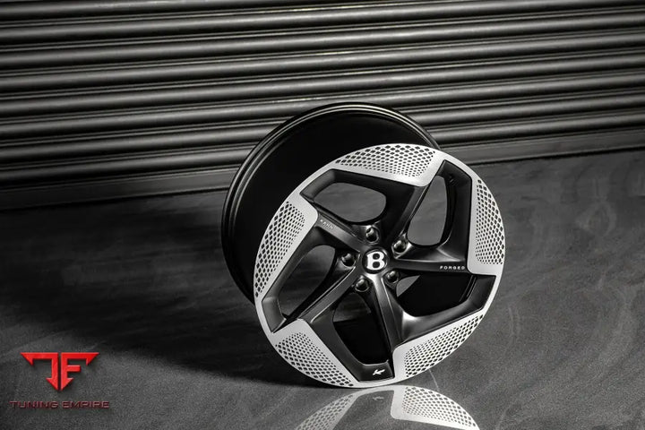 BENTLEY BENTAYGA KAHN FORGED WHEELS