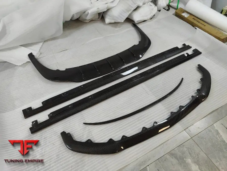 Bentley Flying Spur 2020 + Dry Carbon Body Kit