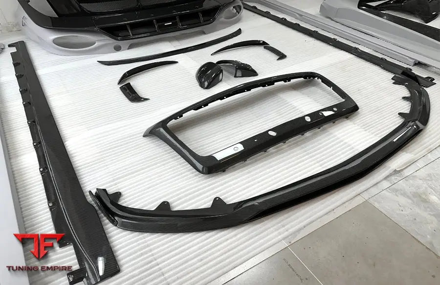 BENTLEY FLYING SPUR CARBON BODY KIT 2020+