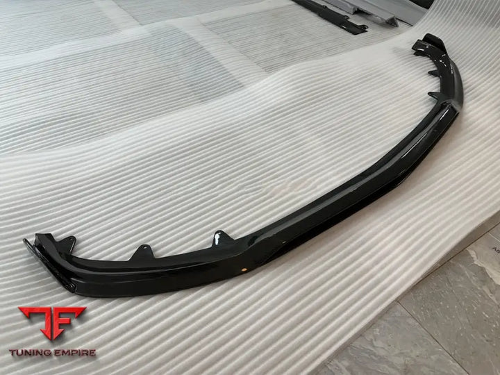 BENTLEY FLYING SPUR CARBON BODY KIT 2020+