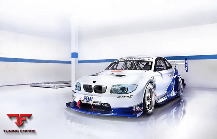 BMW 1 SERIES E82 RACING BODY KIT