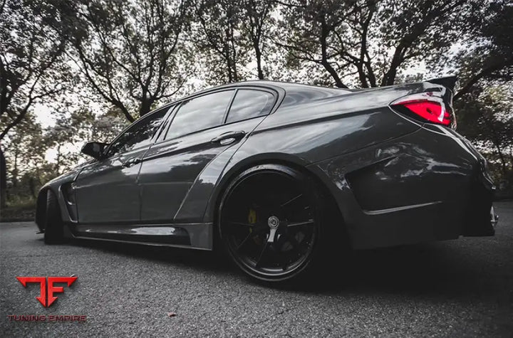 BMW F30 FIBER BODY KIT PARTS