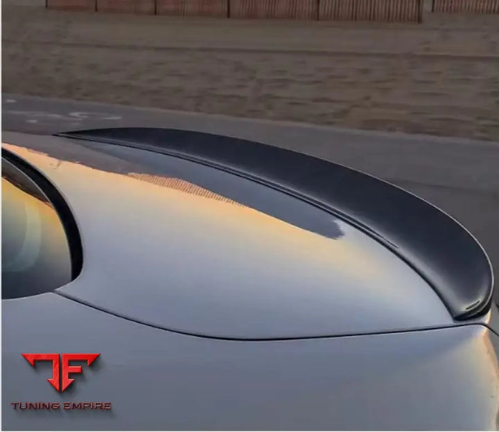 BMW 3 SERIES F30 GLOSS BLACK BODY KIT