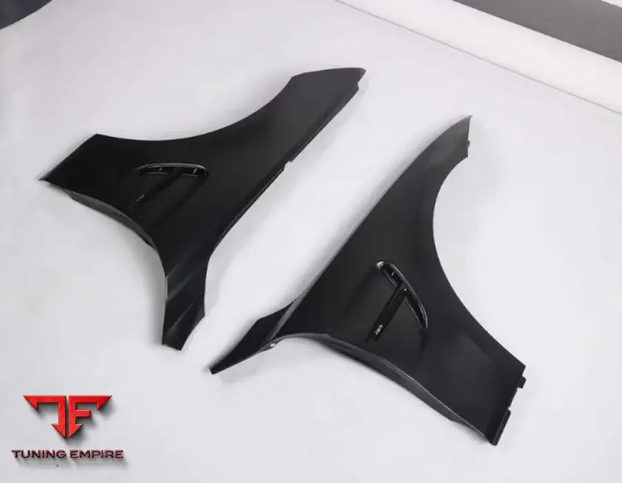 BMW 4 SERIES F32/F36 M4 CARBON FIBER FENDERS