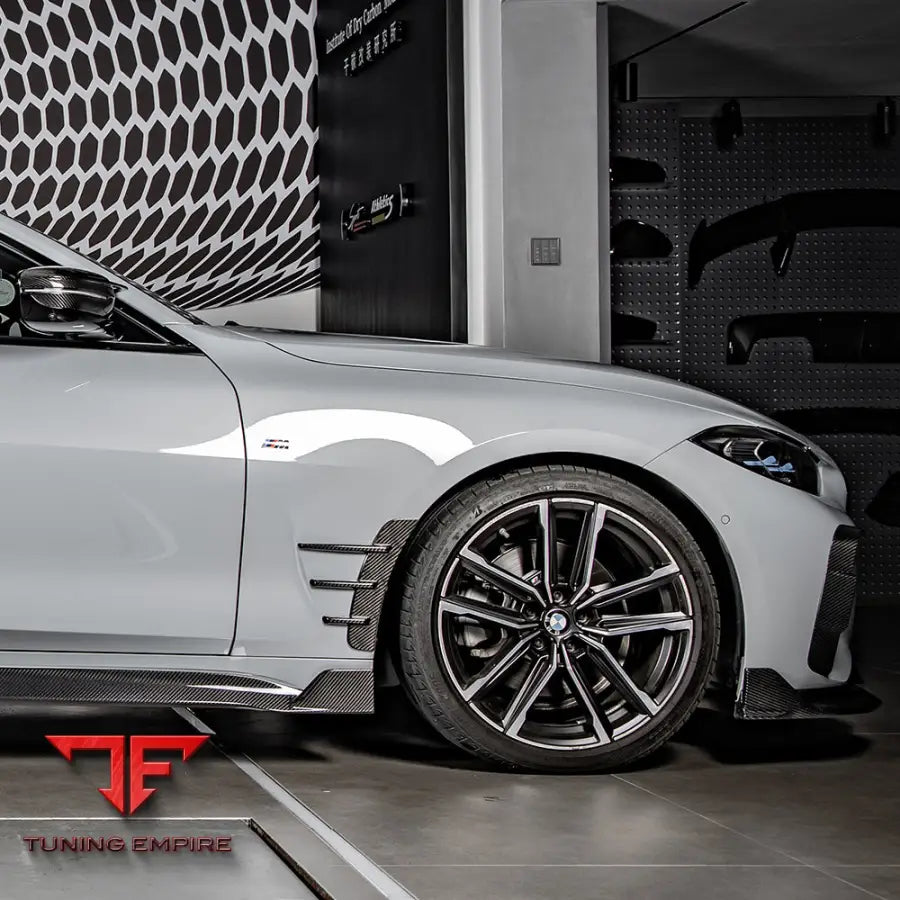 BMW 4 SERIES G22 FRONT ARCH TRIMS IN PREPREG CARBON FIBRE - Carbon Fibre Parts