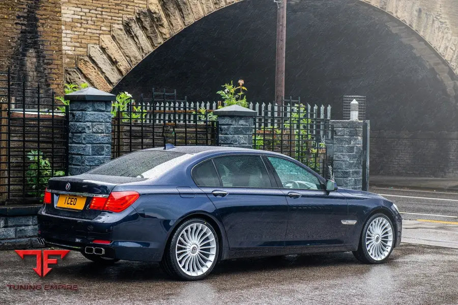 BMW 7 SERIES F01/F02 M-SPORT REAR BUMPER DIFFUSER WITH EXHAUST TIPS 2008-2015Y