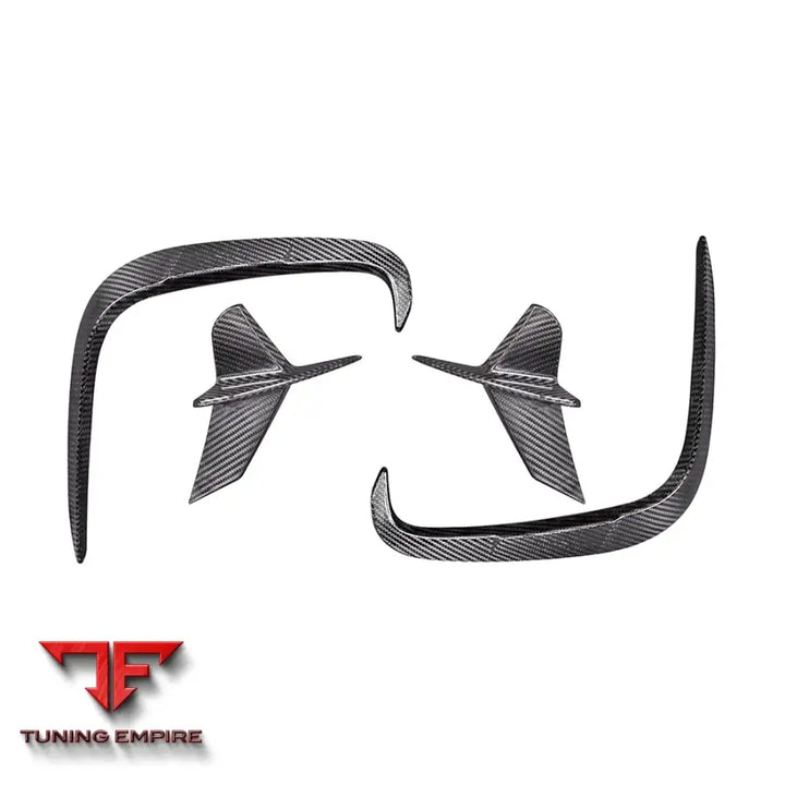 BMW 8 SERIES G14 REAR BUMPER INSERT IN PREPREG CARBON FIBRE - Carbon Fibre Parts