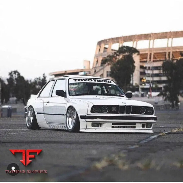 BMW E30 WIDE BODY KIT