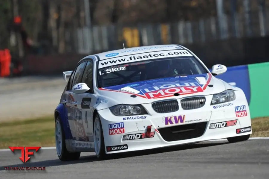 BMW E90 SEDAN BODY KIT