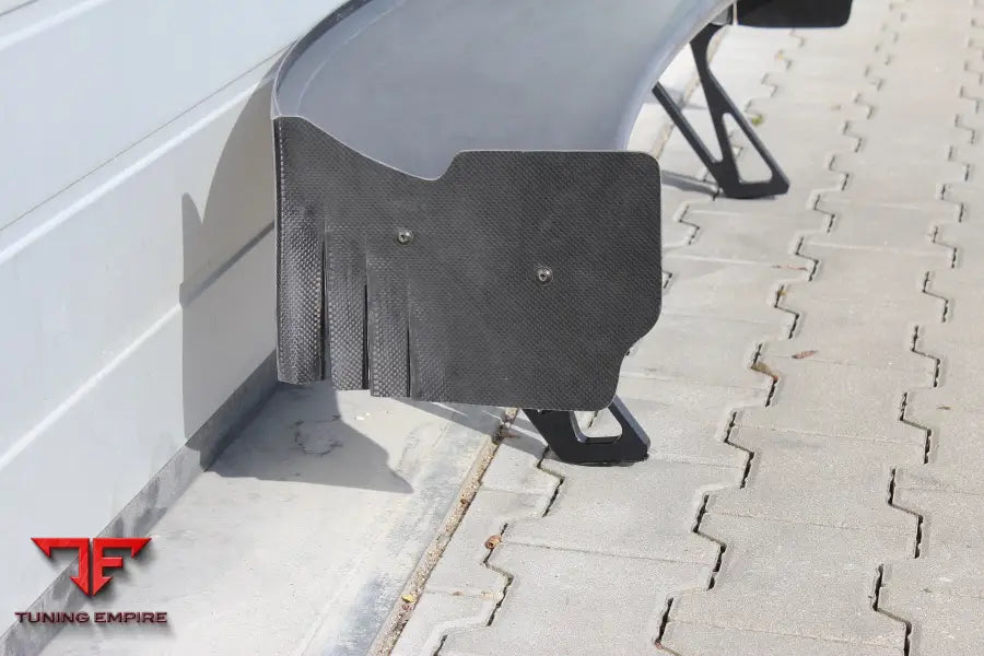 BMW F82 M4 LIGHTWEIGHT