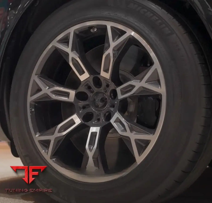 BMW I7 PROTECTION 2023 + WHEELS