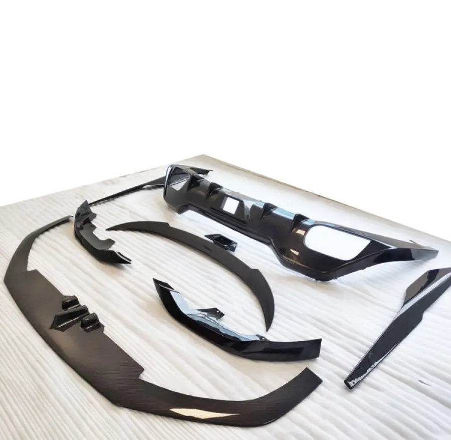 BMW I8 CARBON PARTS