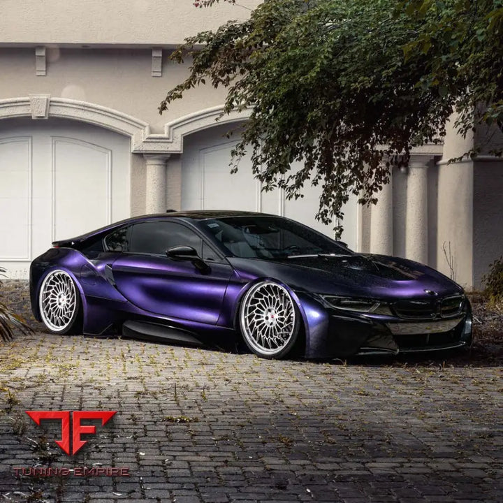 BMW i8 VOSSEN FORGED ML-R2 WHEELS