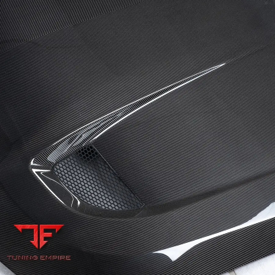 BMW M2 G87 VENTED HOOD IN PREPREG CARBON FIBRE - Carbon Fibre Parts