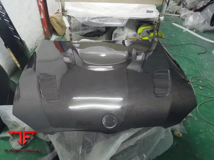 BMW M3 E92 CARBON GTR BONNET