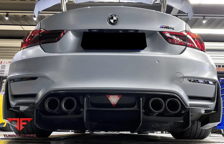 BMW M3 F80 & M4 F82 SM STYLE CARBON FIBER REAR DIFFUSER AND LIP BSD