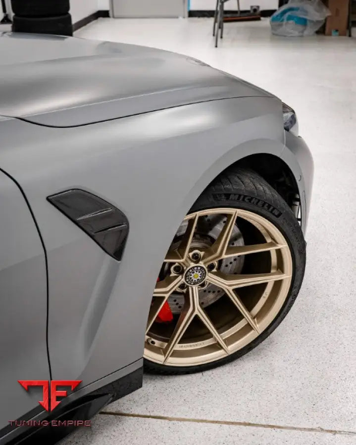 BMW M3CS M4CS AE Design carbon fenders