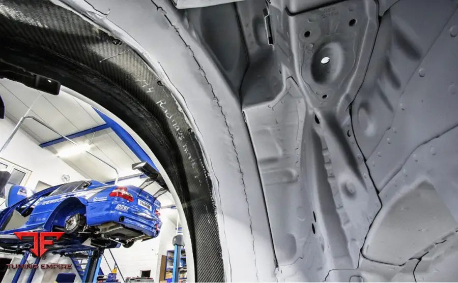 BMW M4 F82 RACING CARBON BODY KIT AND PARTS