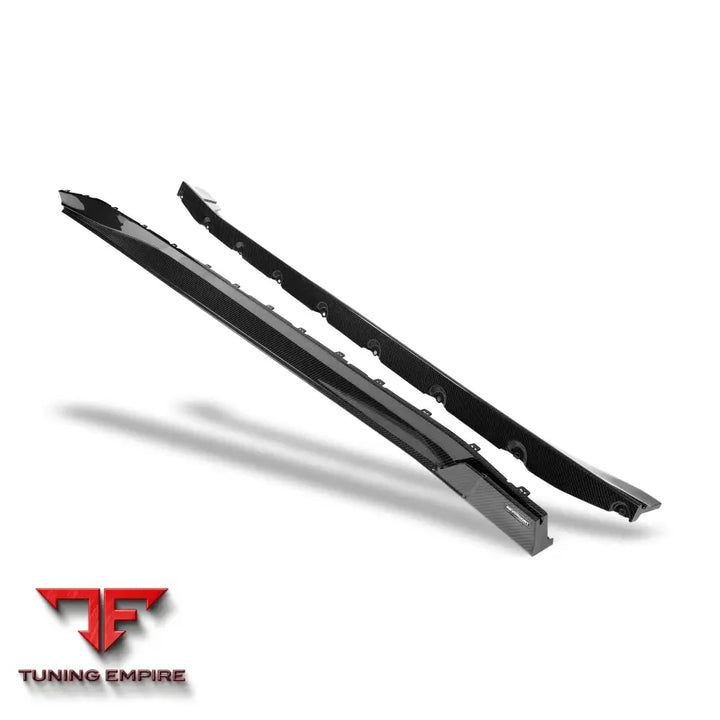 BMW M4 G82 CARBON FIBER SIDE SKIRTS