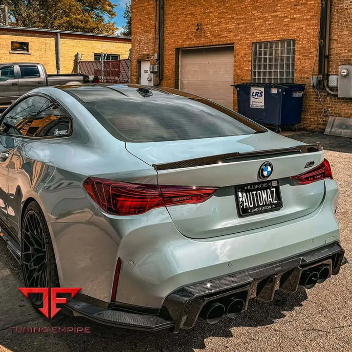 BMW M4 G82 G83 REAR DIFFUSER IN PREPREG CARBON FIBRE (V2) - Carbon Fibre Parts