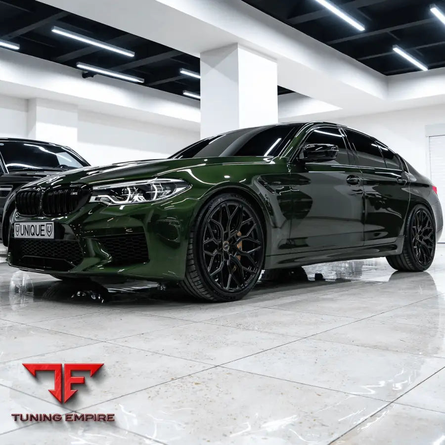 BMW M5 F90 VOSSEN HF-2 GLOSS BLACK WHEELS
