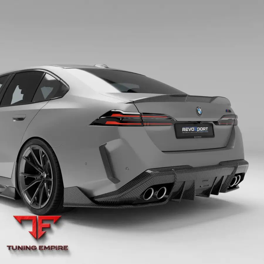 BMW M5 G90 CARBON FIBER REAR DIFFUSER