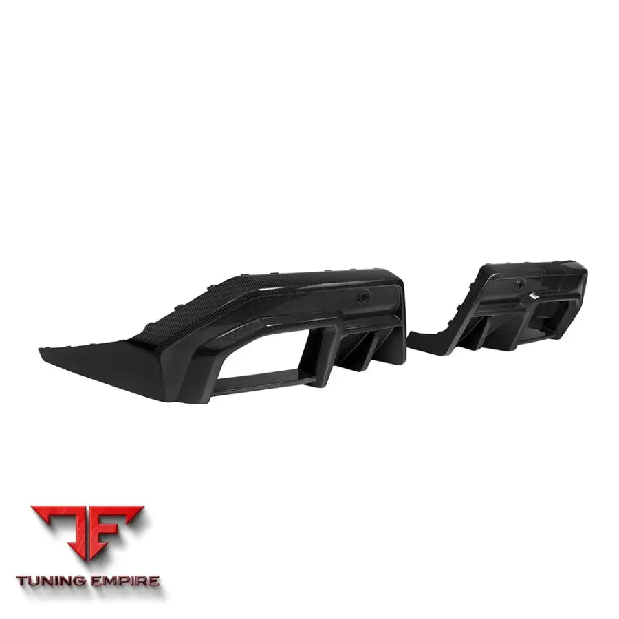 BMW M5 G90 REAR DIFFUSER IN PREPREG CARBON FIBRE (V1) - Carbon Fibre Parts
