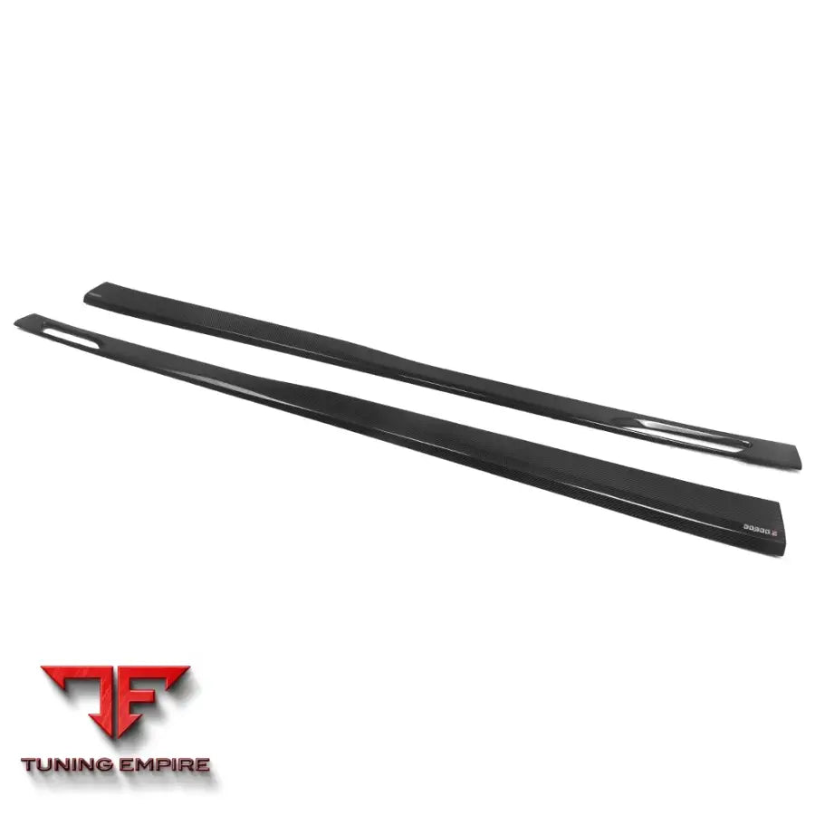 BMW M5 G90 SIDE SKIRT IN PREPREG CARBON FIBRE (V1) - Carbon Fibre Parts