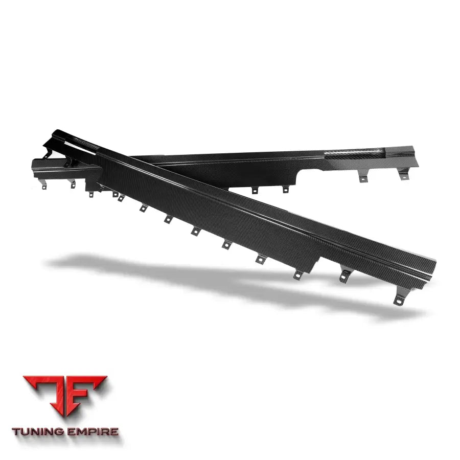 BMW M5 G99 CARBON FIBER SIDE SKIRTS