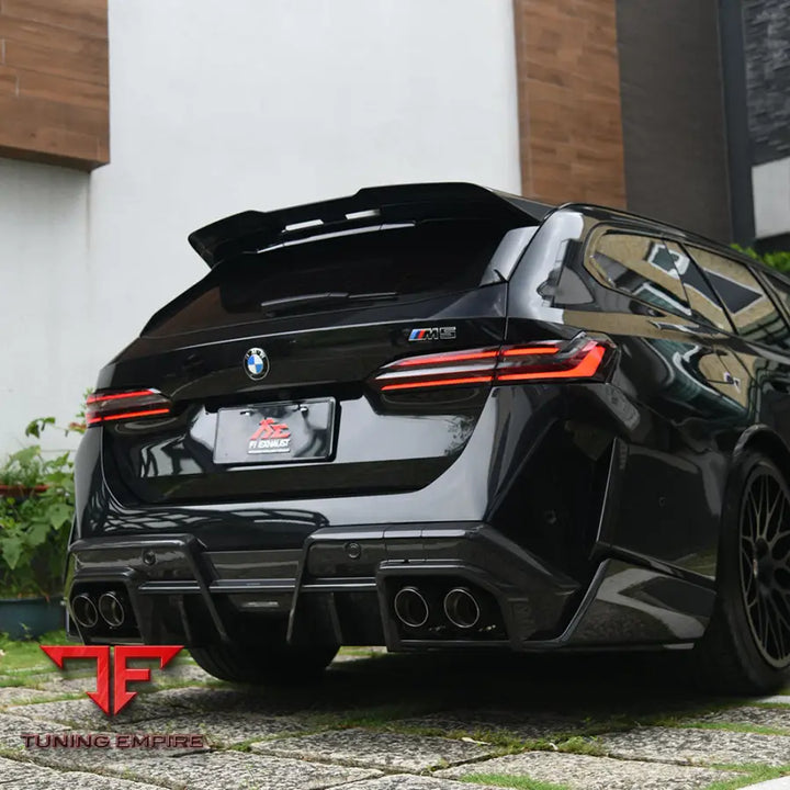 BMW M5 G99 TOP SPOILER IN PREPREG CARBON FIBRE - Carbon Fibre Parts
