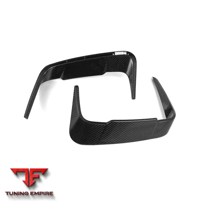 BMW M8 F92 REAR BUMPER INSERT IN PREPREG CARBON FIBRE - Carbon Fibre Parts