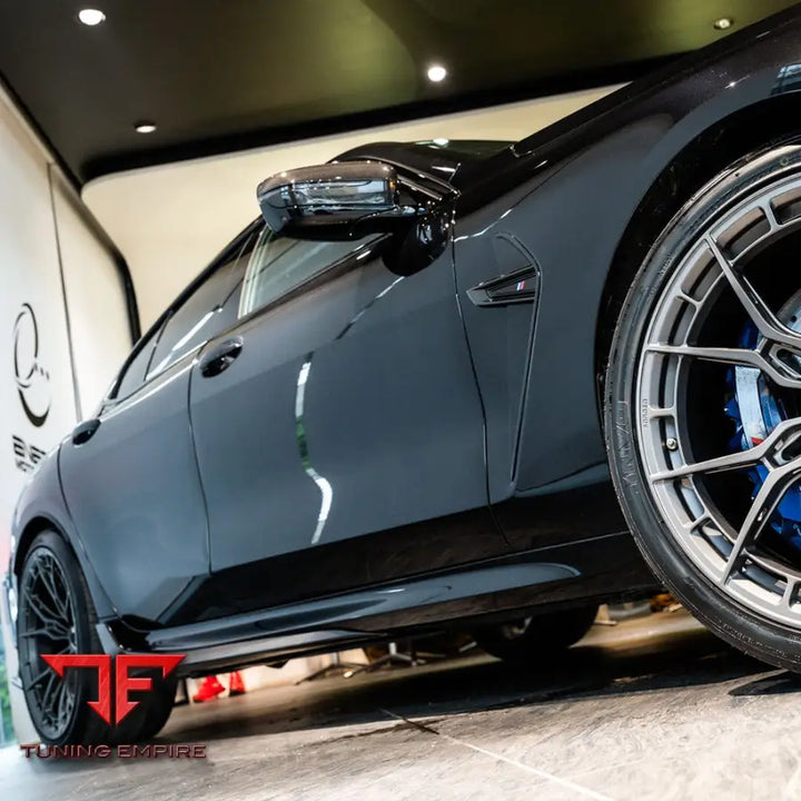BMW M8 F93 SIDE SKIRT IN PREPREG CARBON FIBRE - Carbon Fibre Parts