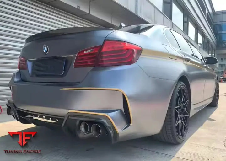 BMW SERIES 5 F10 F18 CARBON FIBER BODY KIT