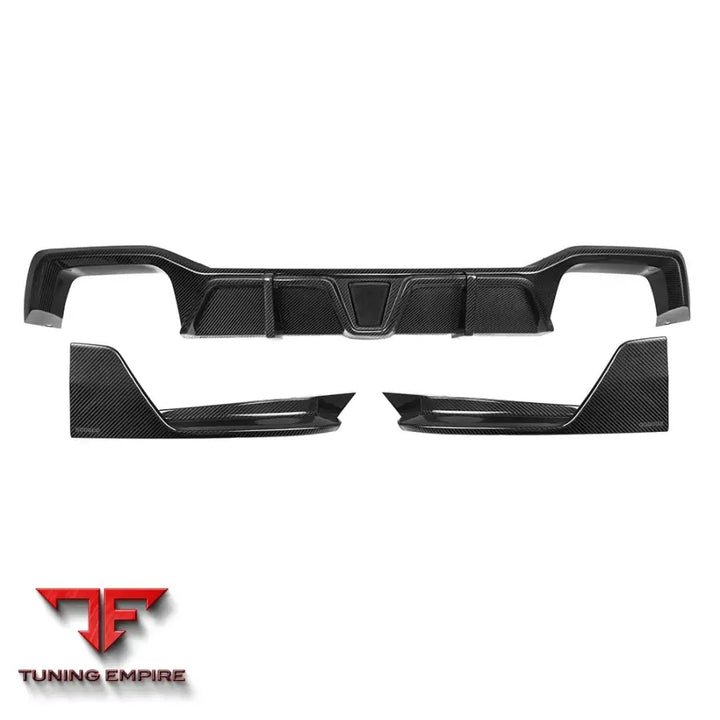 BMW X4 G02 LCI REAR DIFFUSER W/BRAKE LIGHT IN PREPREG CARBON FIBRE - Carbon Fibre Parts